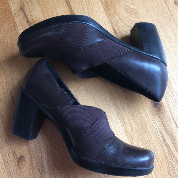 Dansko Brown Comfortable Heels - Picture 5 of 6